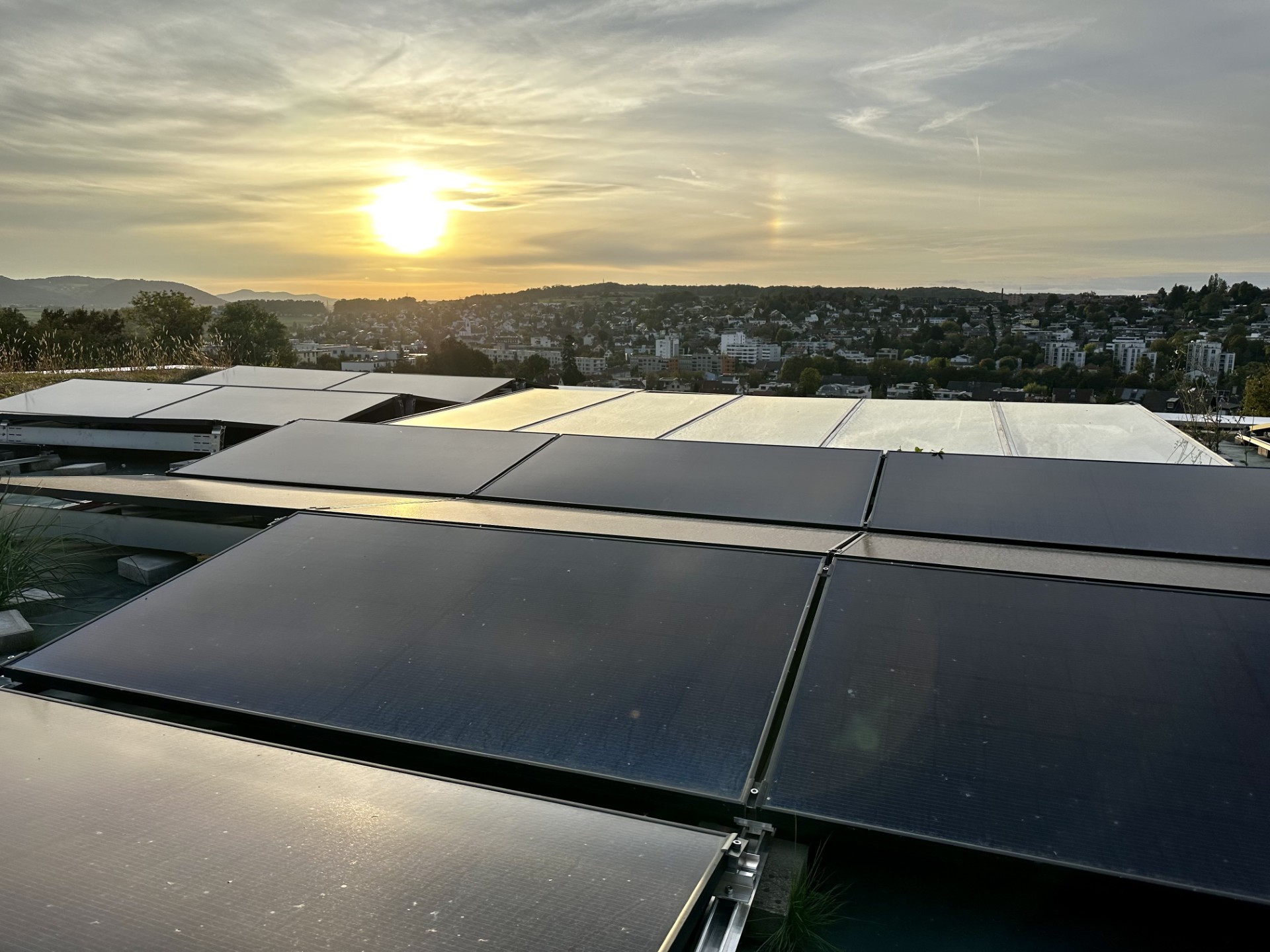 Besichtigung PV Anlage mit E-Auto, Wärmepumpe, Batterie und LEG