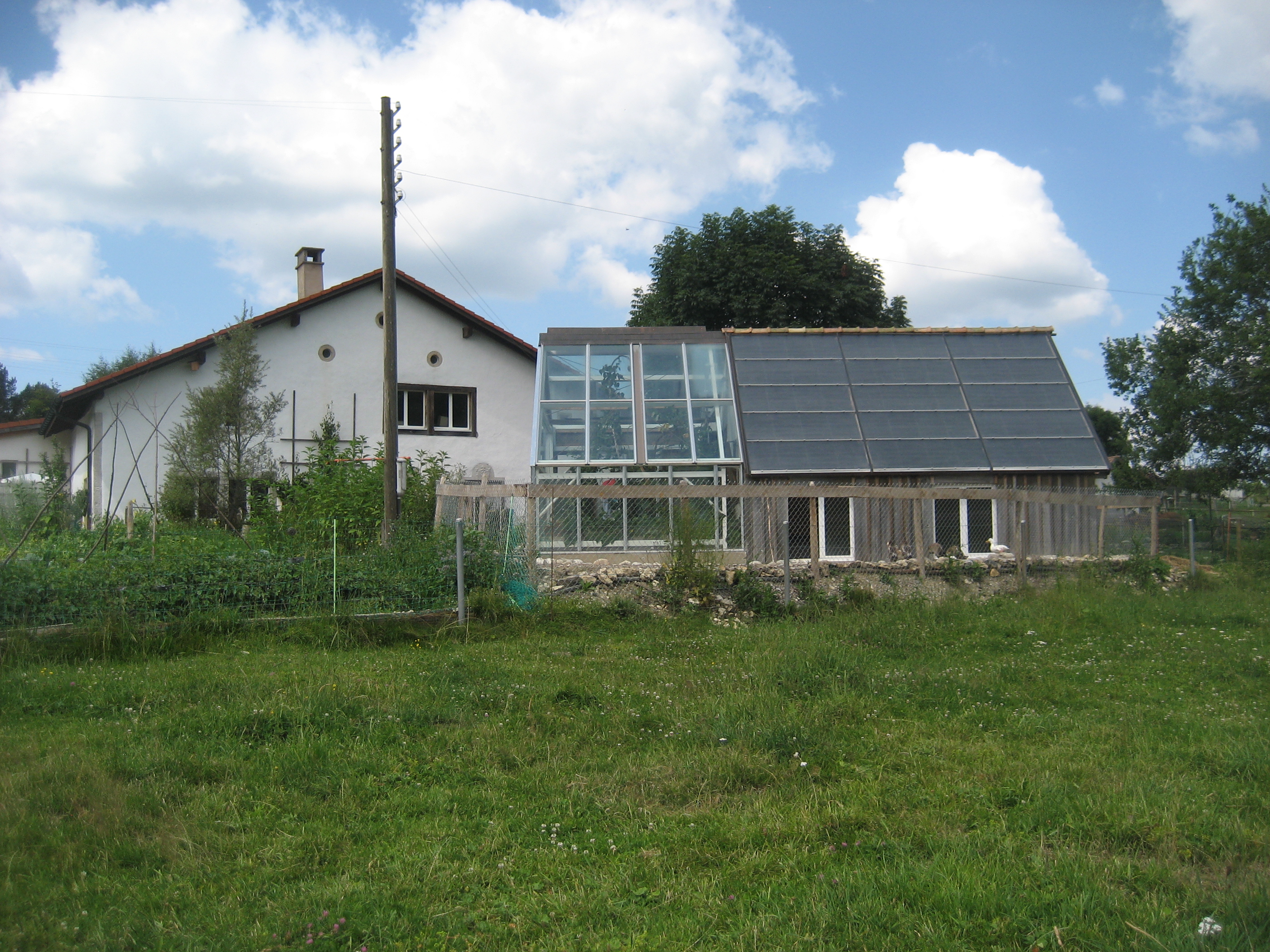Bienvenue à notre journée portes ouvertes pour découvrir notre installation solaire thermique réalisée en autoconstruction Sebasol